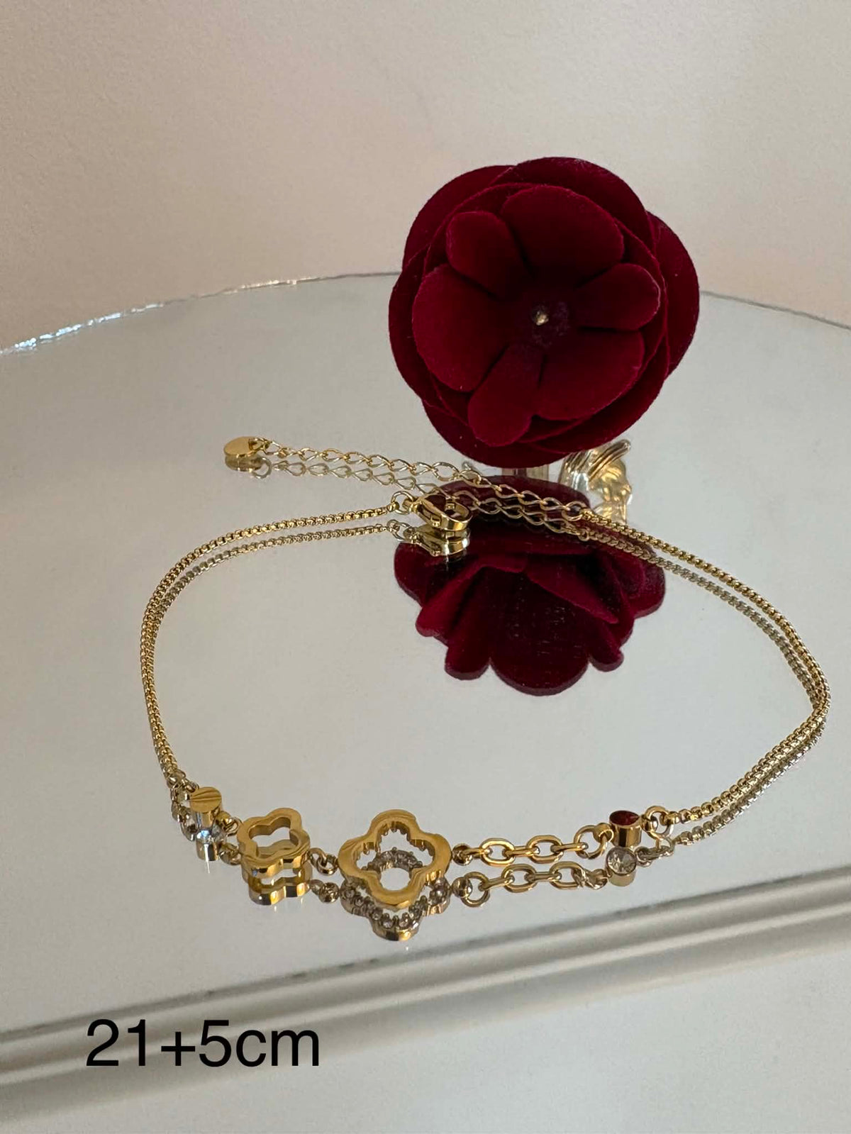 Clove ankle bracelet