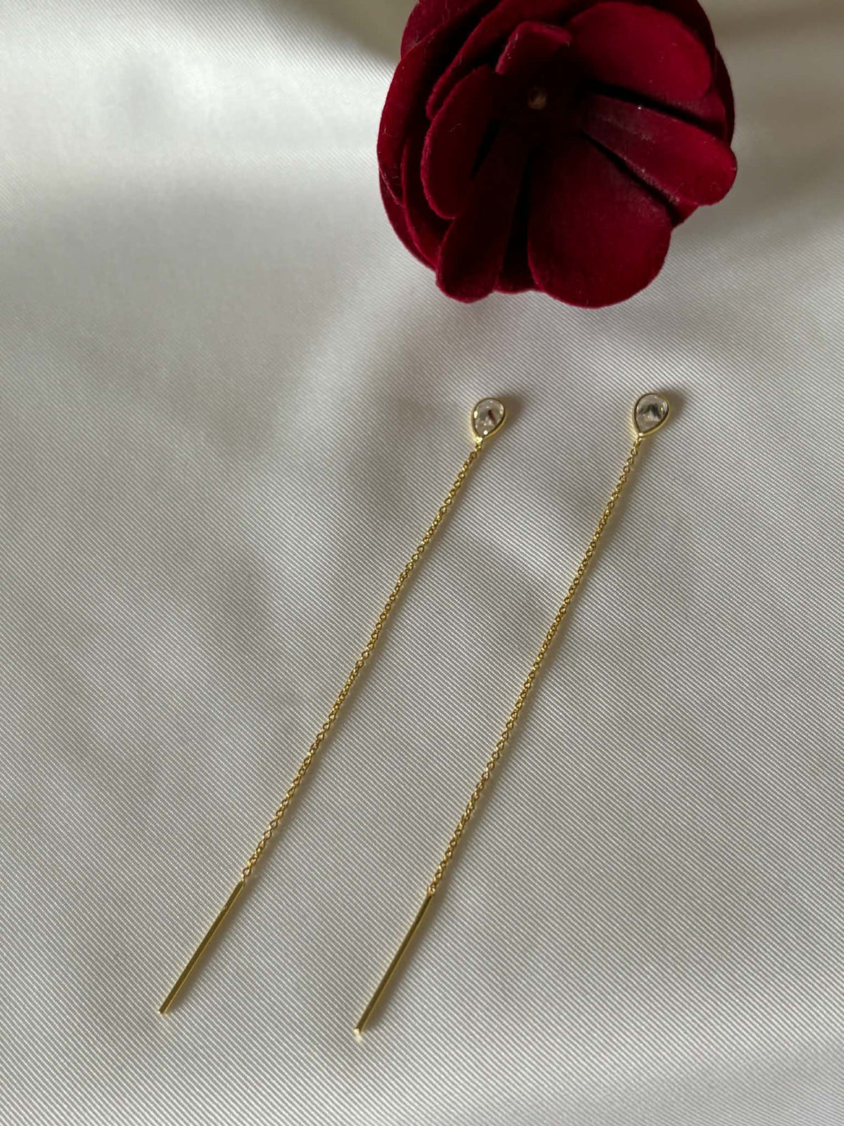 Tears chain earrings