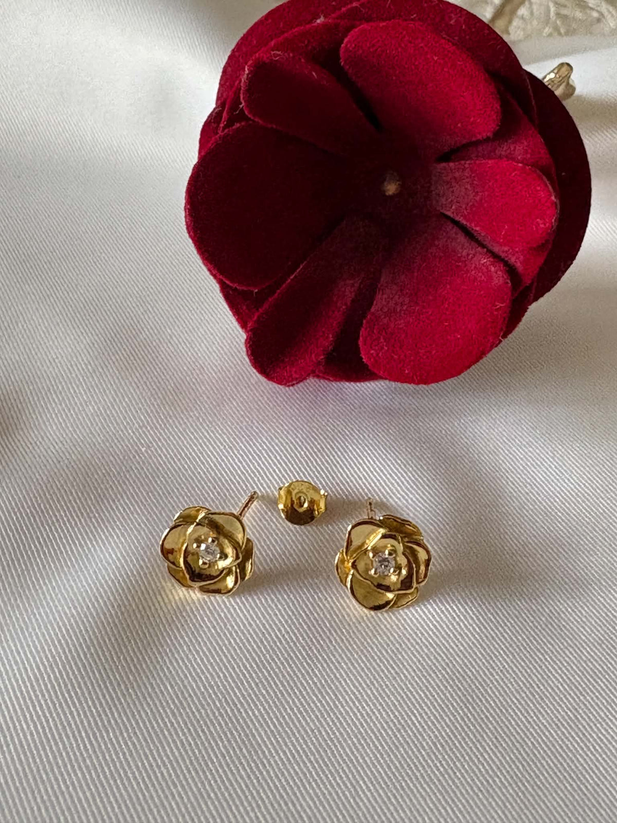 Rose earrings