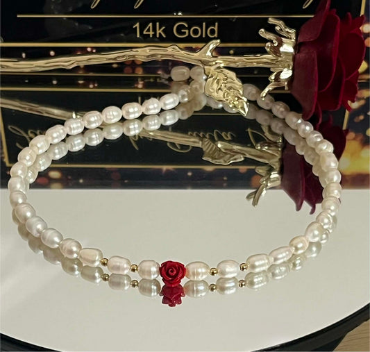 Red rose necklace