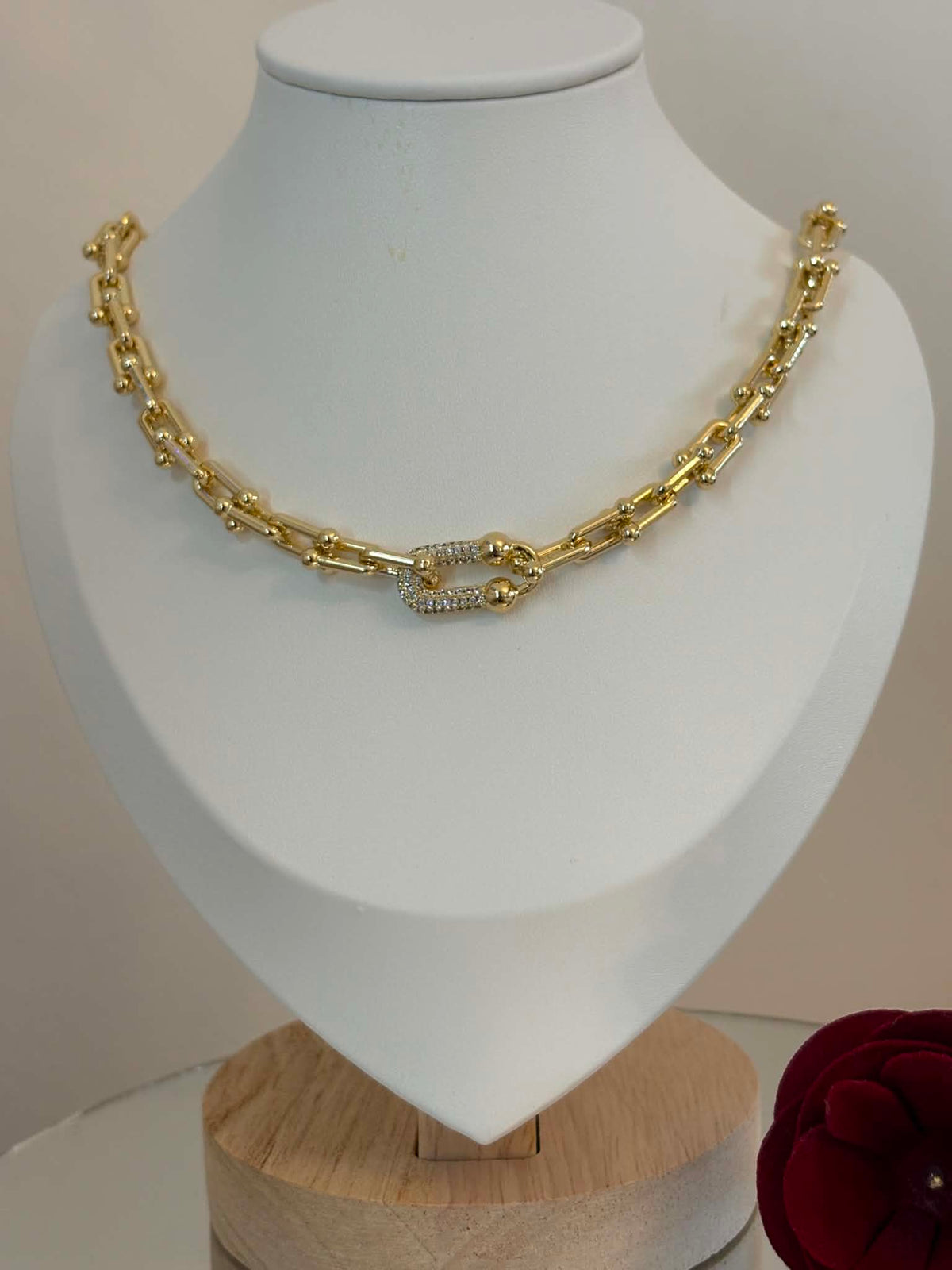Bolt chain