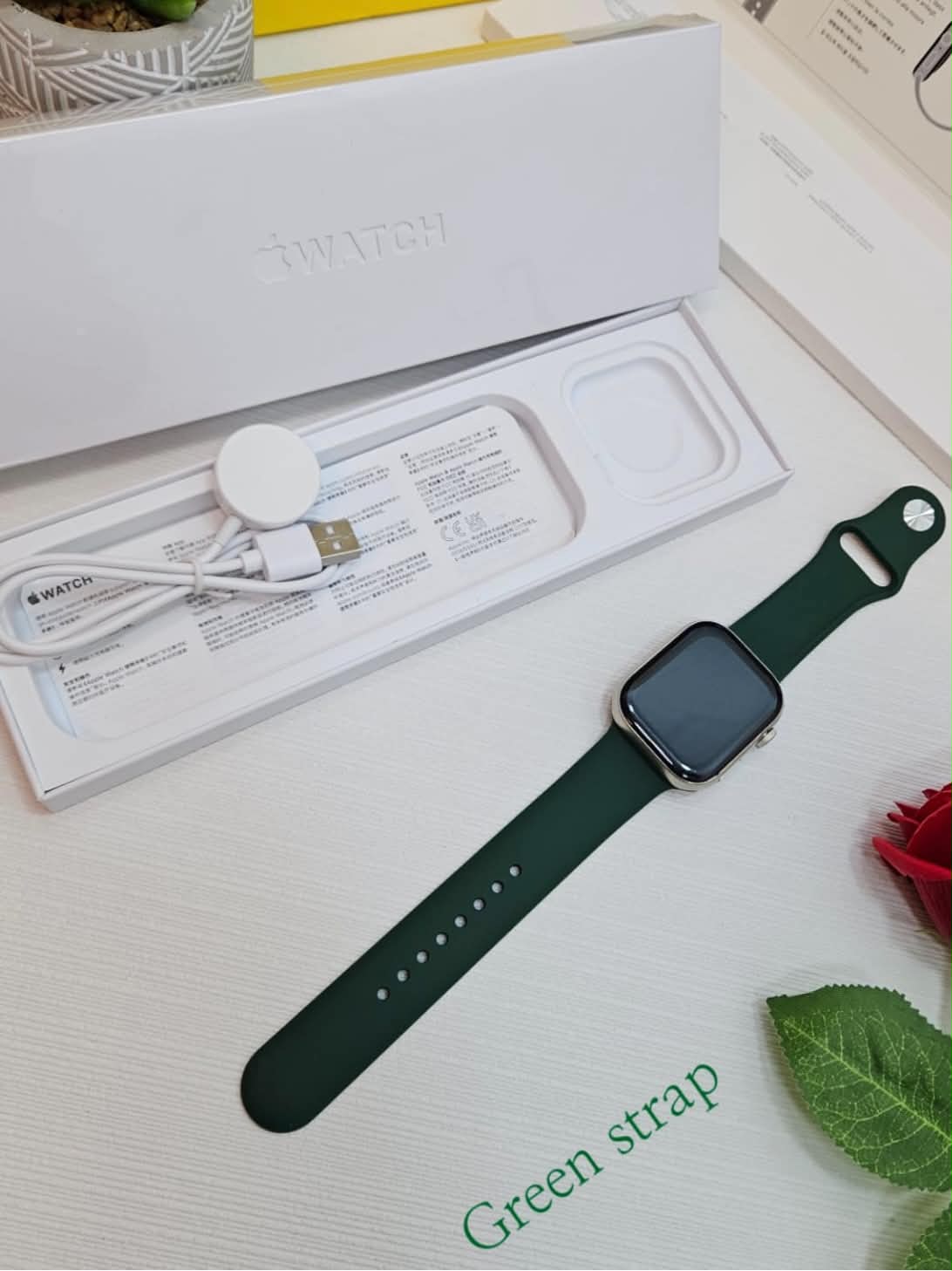 Unisex green - smart watch