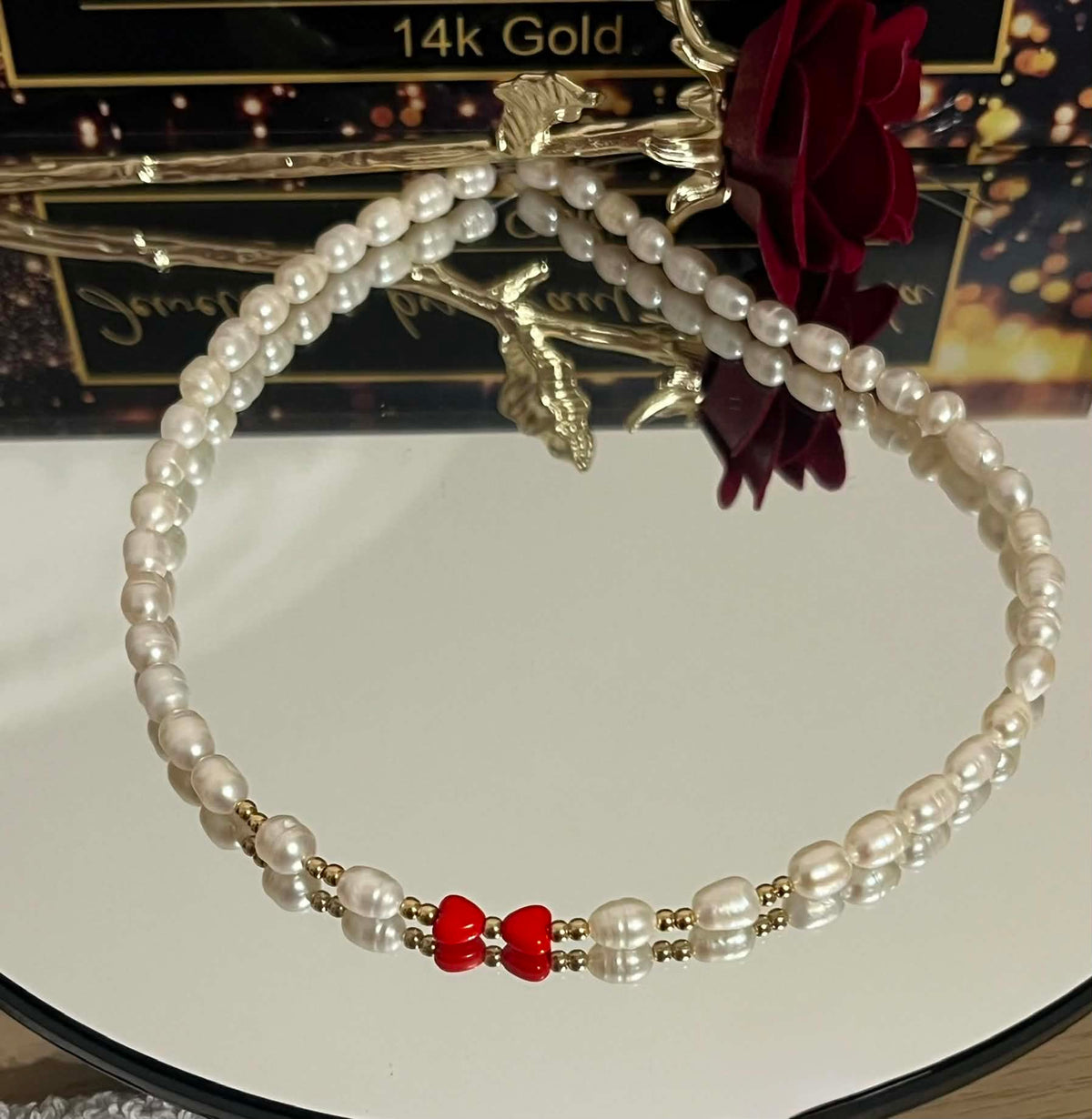 Red bow necklace