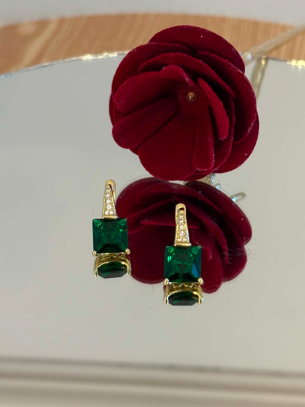 Emerald earrings