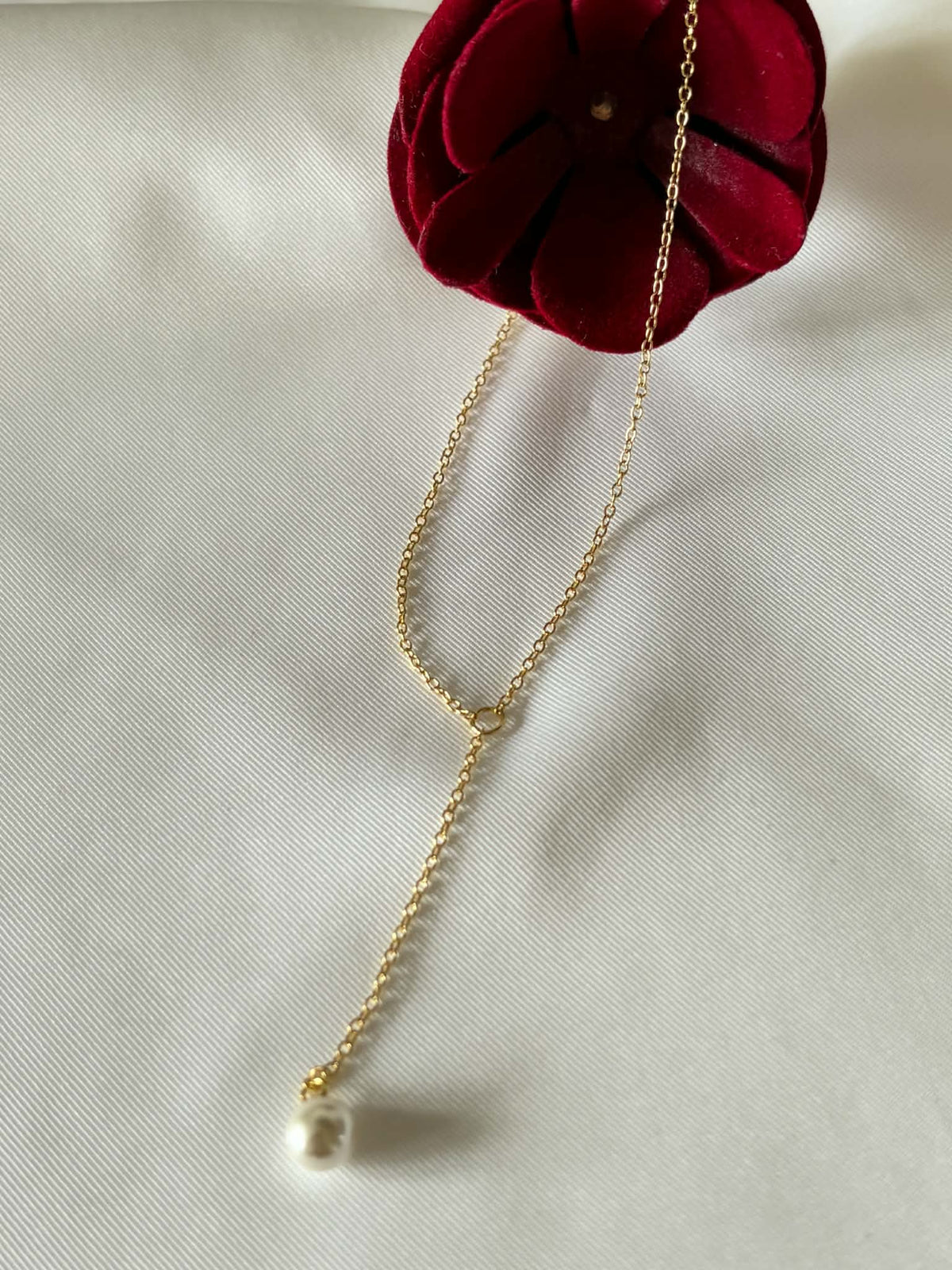 Ball necklace