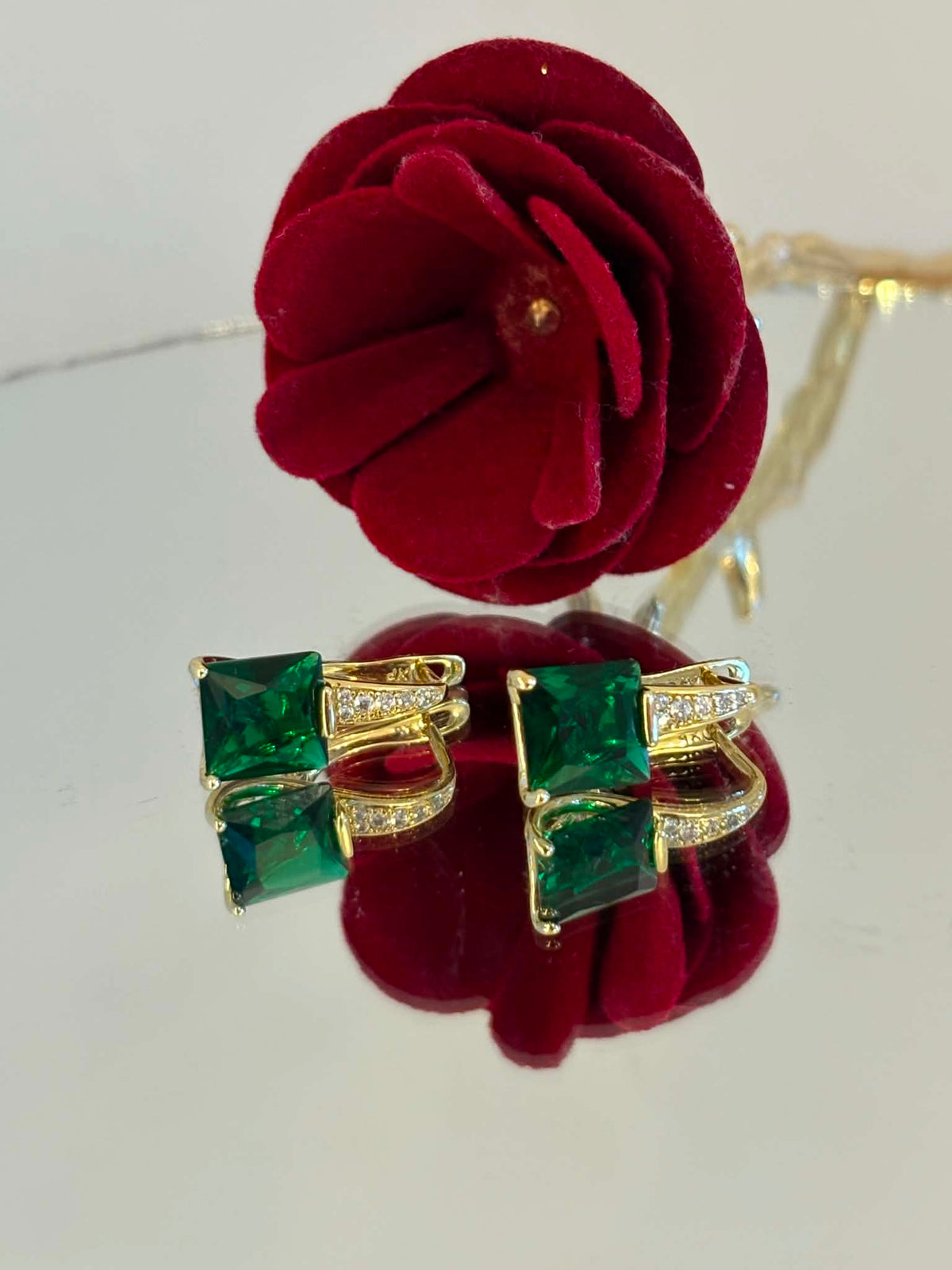 Emerald earrings