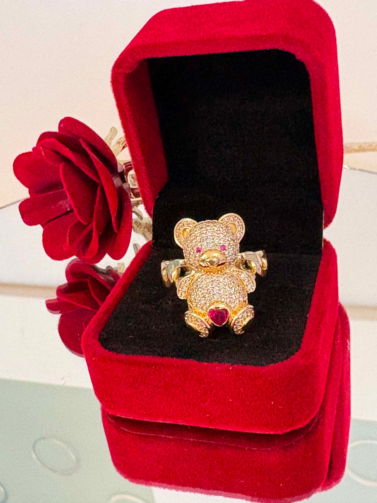 Teddy ring
