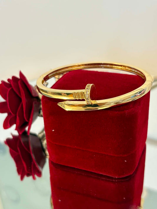 Spike bangle bracelet