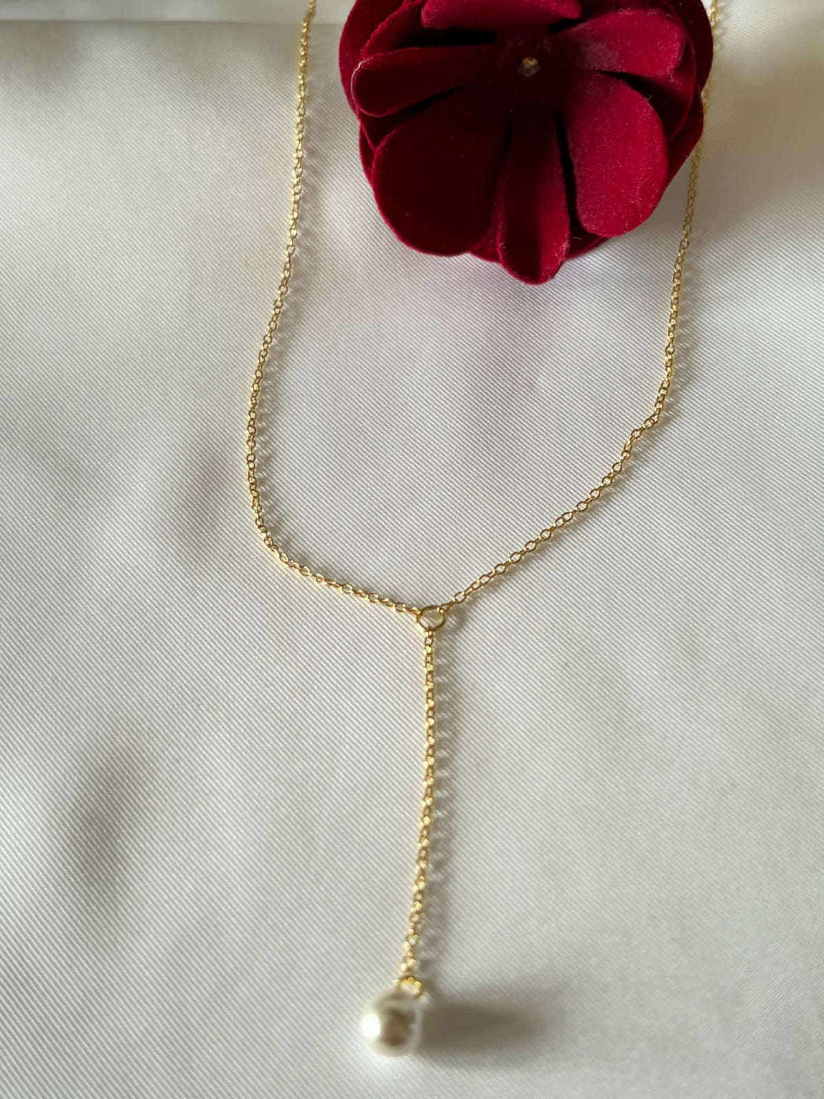 Ball necklace