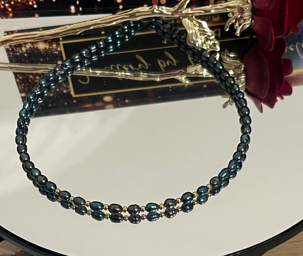 Black pearl necklace